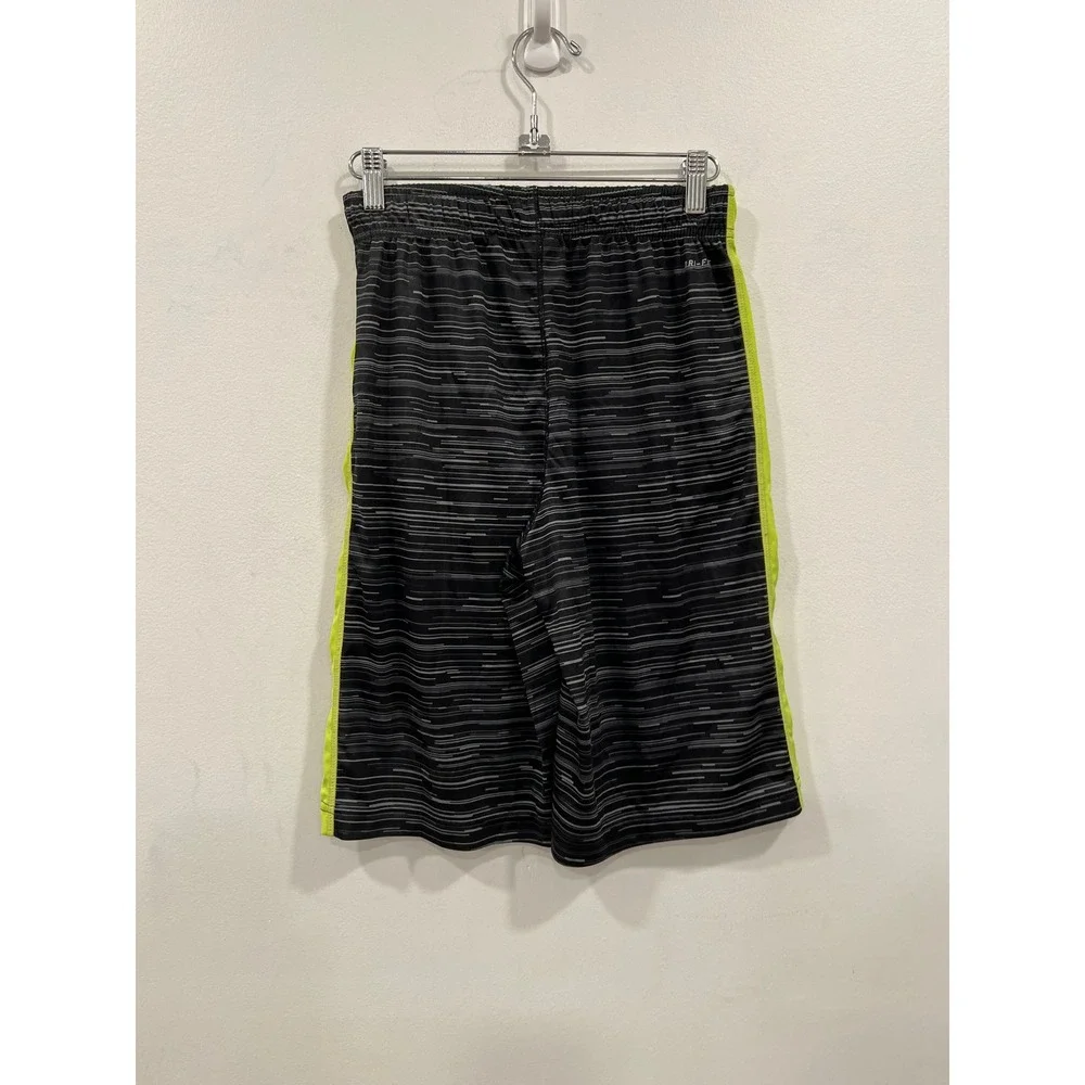 Nike gender small